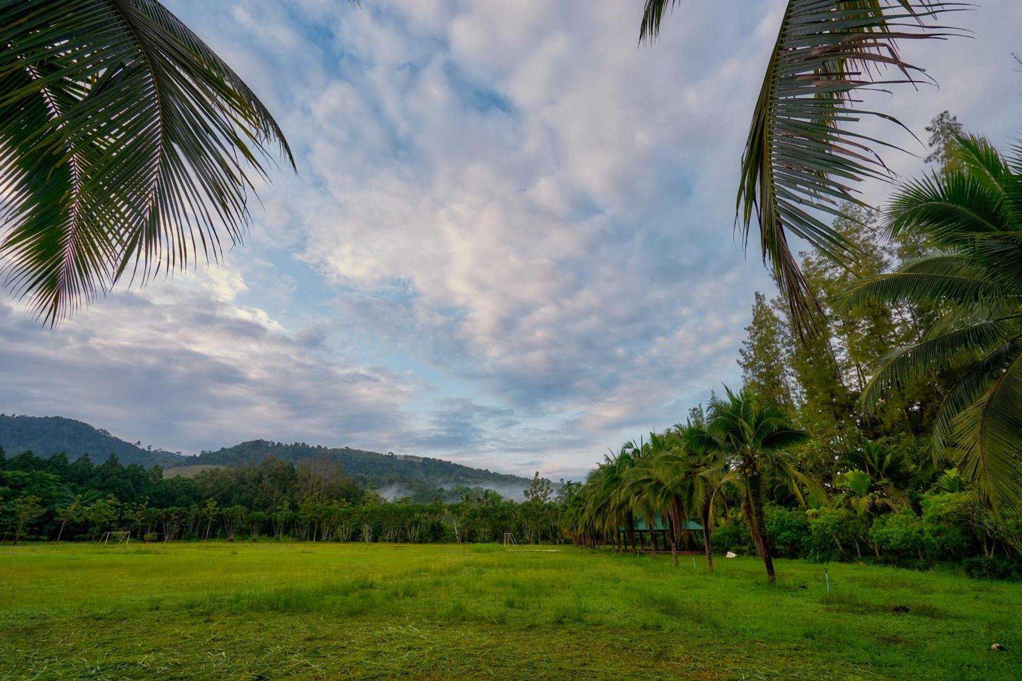 Sawasdee Lagoon Resort Тай-Муанг Экстерьер фото